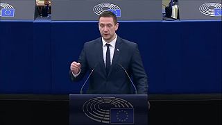 Bezzubý zatykač na Putina dokazuje