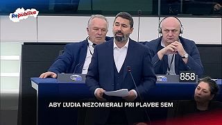 Kto súhlasil v Bruseli s prerozdeľovaním migrantov aj na Slovensko?