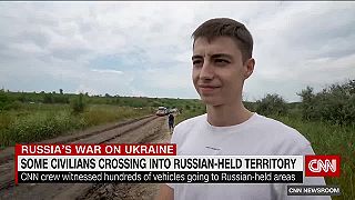 CNN zverejnila video Ukrajincov cestujúcich na územia kontrolované Ruskom
