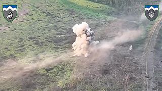 Mínus 4 BMP a pechota okupantov