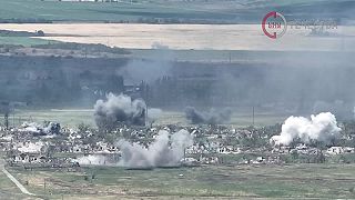 TOS-1A lieta na kridlach Bachmutu na pozicie AFU
