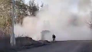 Cyklista sa nenechal rušiť počas práce MLRS HIMARS