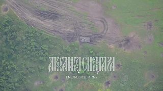 Zničenie tanku Leopard 2A6 kamikadze dronom Lancet