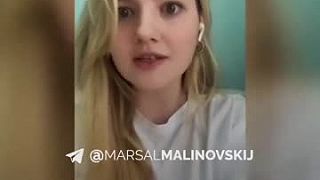 Mladá Ukrajinka naložila Zelenskému