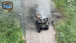 Okupanti v T-62 kontrolujú vlastné míny