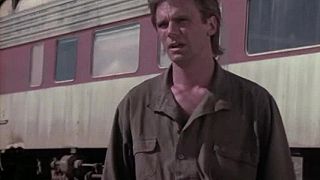 MacGyver 1x19 Pomala smrt