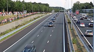298 zavraždených civilistov z letu MH-17 zostreleného Rusmi