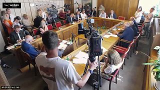 Celé rokovanie výboru o premnožených medveďov
