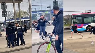 Policajt a dievča