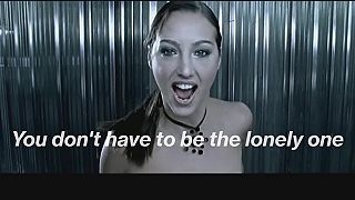 Alice - Deejay - The Lonely One Lyrics