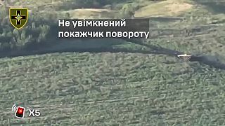 Ruské BMP-2 po prechode míny