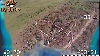 Ukrajinský vojak sa snažil skryť pred dronom, bohužiaľ nemal šťastie
