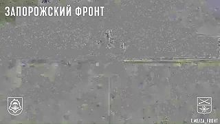 Lancet zasiahol ukrajinský T-64BV, ktorý sa snažil evakuovať Leopard 2A4,