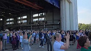 Prvý let ruského dopravného lietadla Jakovlev SJ-100