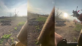 Ukrajinský vojak natočil, ako jeho spolubojovníci v tanku dostali zásah raketou