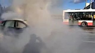 Auto uhasil betónovou zmesou