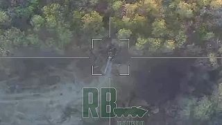 Americká húfnica M777 + ruský dron Lancet = poriadny výbuch