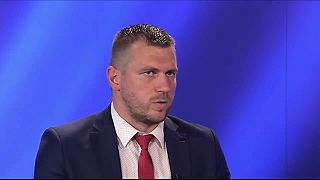 Tajomník Filip Kuffa posiela odkaz Michalovi Wiezikovi z PS