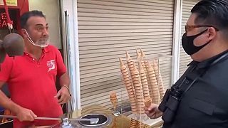 Kim Čong-un vs. turecký zmrzlinár

