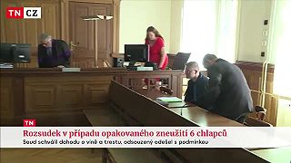 Za znásilnenie šiestich chlapcov iba podmienečný trest..Zemský ráj to napohled..