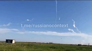 Okrídlená strela Storm Shadow sa neúspešne snaží zasiahnuť ruskú pozíciu PVO