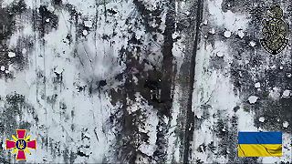Okupant točí miesto dopadu rakety