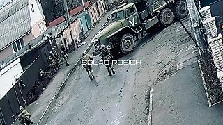 Unikátne kamerové záznamy ruských vojakov a vojenskej techniky (DLHŠIA VERZIA)