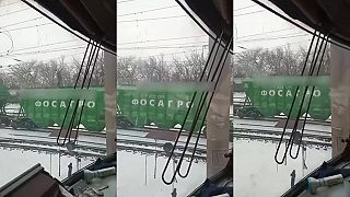 Ivan skontroloval či je v trakčnom vedení šťava