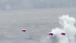Javeliny nabodli ruské plechovice