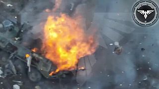BTR-82AM s rušičkou a delom proti dronom zničene.... FPV dronom