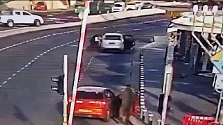 útok hamasu na zastávku autobusu