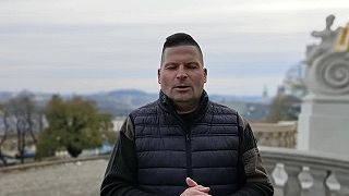ŠVEC: Presne takto sa má klepnúť po lepkavých prstoch nebezpečných mimovládok...