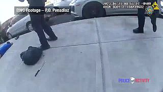 Policajt z New Yorku zastrelil podozrivého z nožom a ohrozoval ľudí