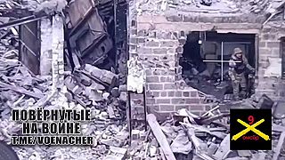 Ukrajinský vojak zamával ruskému dronu, neskôr ho zasiahol kamikadze dron
