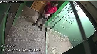 Rus masturbuje na verejnosti