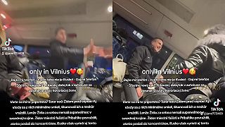 Fašista z Litvy si doberá cestujúcu v autobuse