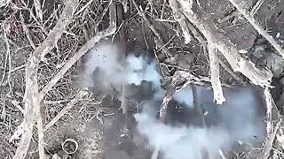 Okupanti vzdorujú, no napokon si priepustky prevezmú