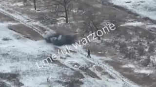 Išli tak dvaja kamráti okupanti