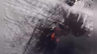 Cvičisko ruských pilotov dronov trénuje pristátie HIMARS