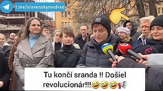 A teater pokračuje,,