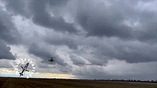 Keď piloti vrtuľníka Ka-52 "Aligátor" zaradia spiatočku