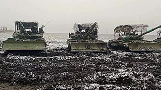 Putin nasadzuje najnovšie tanky T-62 ARMATA z roku 1960