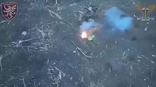 Dron zhodil granát na plachtu