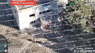 A toto video je už z územia mestskej rady Avdejevky .