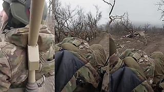 Hromady mŕtvol ukrajincov, ktorí sa stiahli do výhodnejších pozícií.