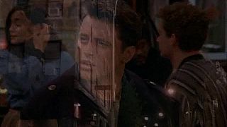 Priatelia S02E19 O tom, ako Eddie nechcel odist