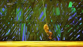 Tarzan sa vracia vo forme Disney muzikálu