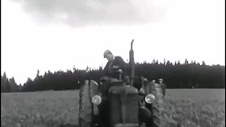 Jak poznáte nepřátelský traktor?