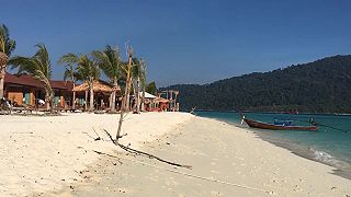 Koh Lipe hyperlapse - North beach point