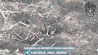 Okupanti na čínskom golfovom vozíku